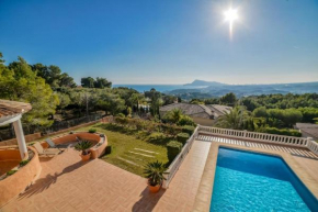 Villa mediterránea con vistas al mar en Sierra de Altea